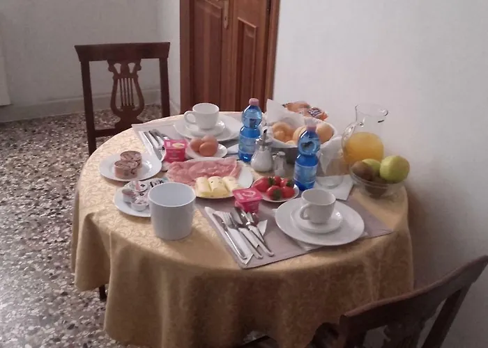 Nina Alojamento de Acomodação e Pequeno-almoço 3*