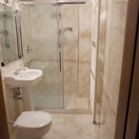 Bed and breakfast Nina 3*